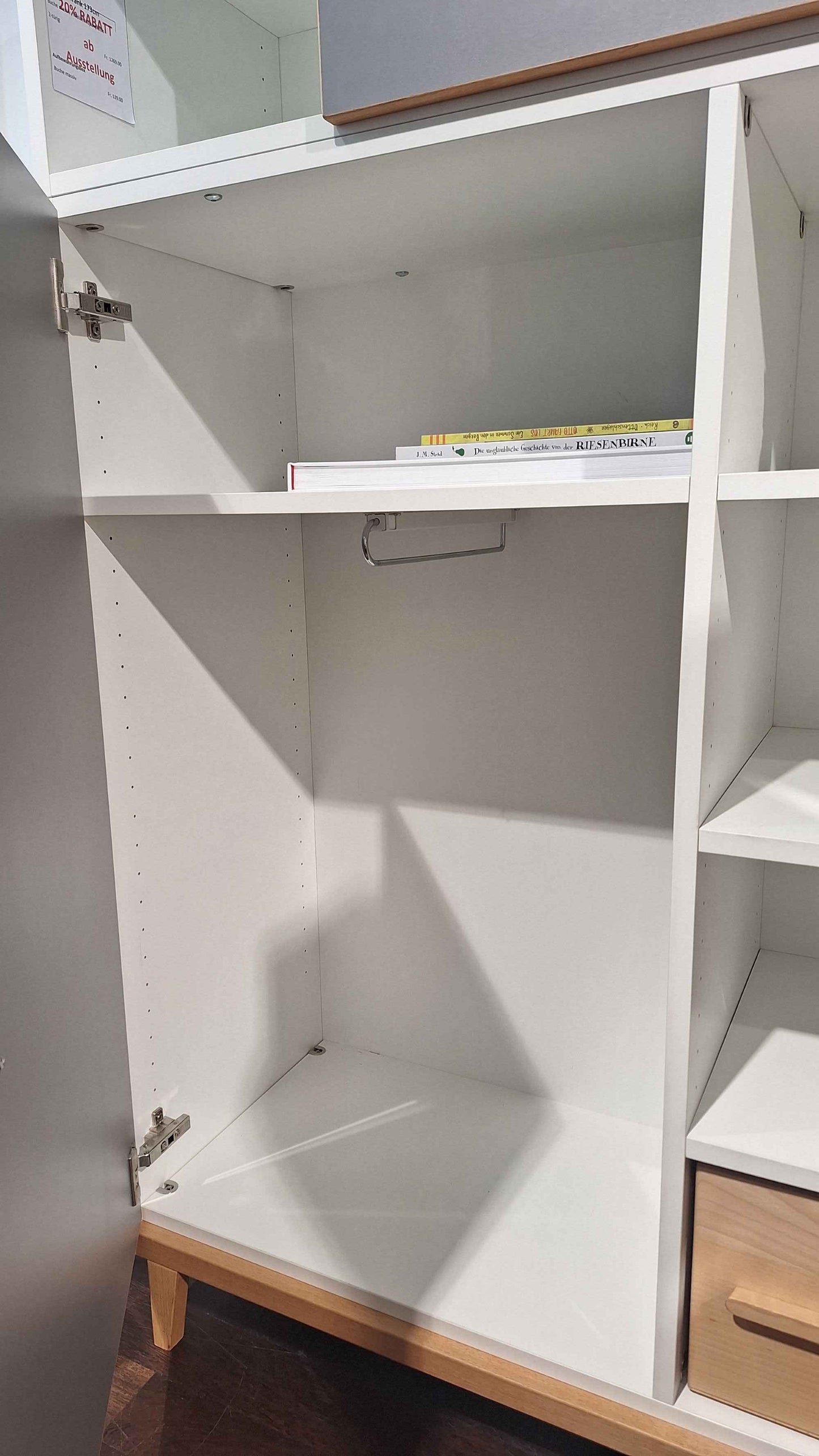 Nado - Kleiderschrank 173cm