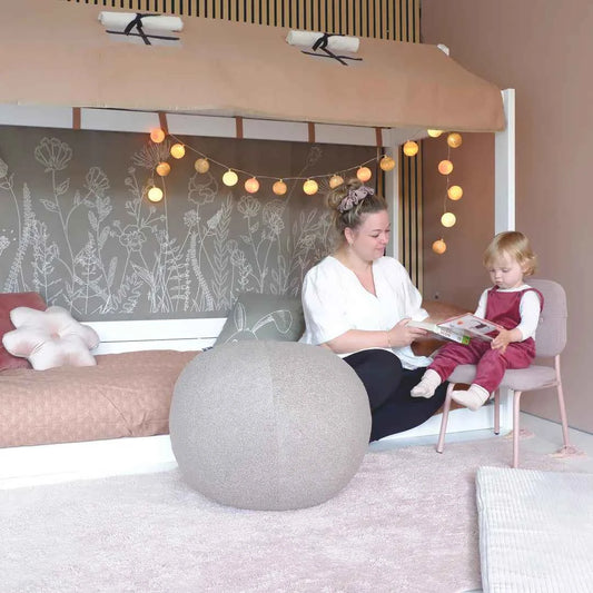 Montessori Bett mit Dachkonstruktion